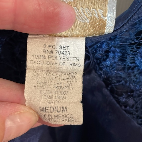 Vintage Navy Lace & Satin Chemise, Medium - Picture 5 of 6